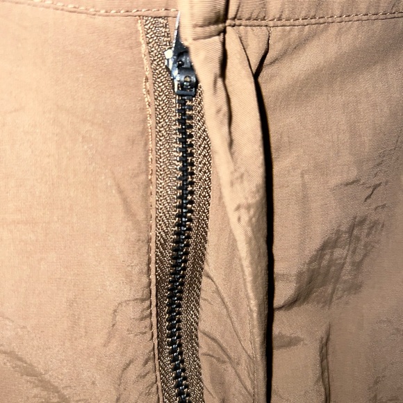 Halara Low Rise Wide Leg Casual Cargo Pants - Picture 8 of 9